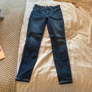 Madewell skinny high rise jean 25T
